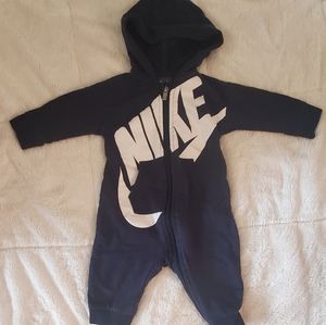 Nike onesie outfit